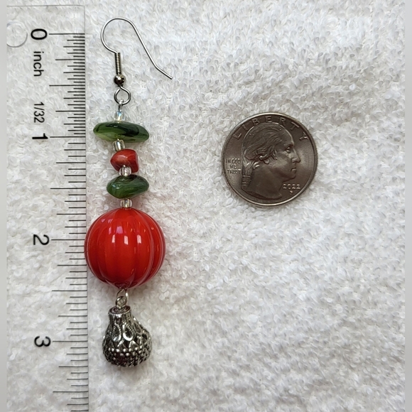 ARTISAN Orange and Green Beaded Statement Dangle Earrings / Pierced - Picture 4 of 5